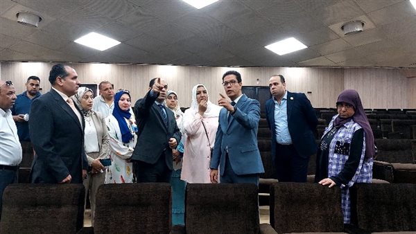 رئيس جامعة بنها يتفقد