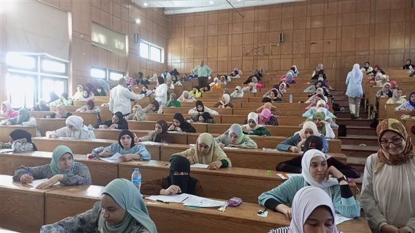 انطلاق امتحانات الفصل