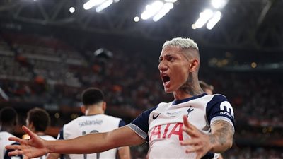 إنجاز جديد.. توتنهام يتوج بالدوري الأوروبي للمرة الثالثة في تاريخه