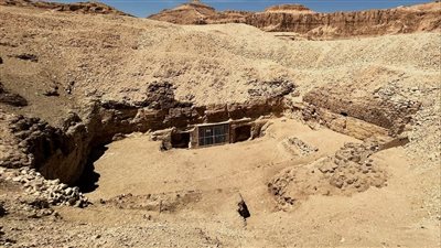 الكشف عن هوية صاحب مقبرة Kampp23 بالأقصر: آمون مس عمدة طيبة في عصر الرعامسة