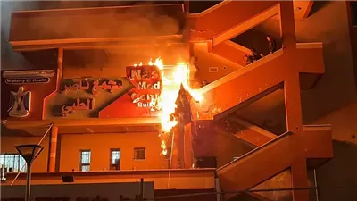 أشلاء متفحمة.. طبيبة أطفال بـ مستشفى ناصر في غزة تستقبل جثامين صغارها الـ8