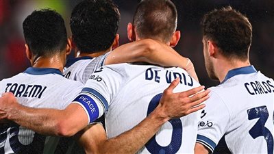 قبل نهائي الأبطال.. إنتر يفوز على كومو بثنائية بالدوري الإيطالي وينهي موسمه في الوصافة خلف نابولي