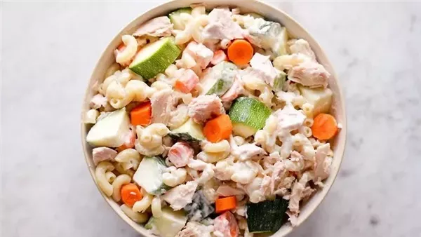  سلطة المكرونة بالتونة