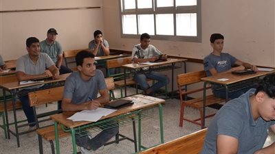 اللمسات الأخيرة.. تعليمات وكيل تعليم الجيزة بشأن انضباط امتحانات الشهادة الإعدادية