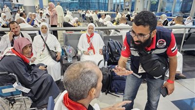 التضامن تواصل تفويج حجاج الجمعيات الأهلية إلى الأراضي المقدسة