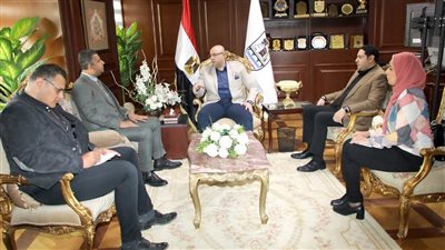 محافظ بني سويف يستقبل وفد القومي لحقوق الإنسان في مستهل زيارة ميدانية للمحافظة