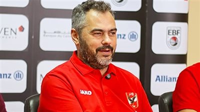 مصادر لـ القاهرة 24: رحيل أوجستي بوش عن تدريب سلة الأهلي 