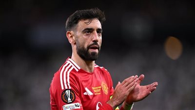 أموريم يعلق على رحيل برونو فيرنانديز المحتمل إلى الهلال السعودي