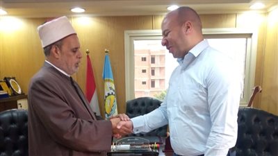 رئيس منطقة مطروح الأزهرية ينسق مع وكيل وزارة الصحة لتأمين امتحانات الثانوية الأزهرية اليوم 