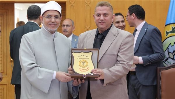  الدكتور سلامة داود