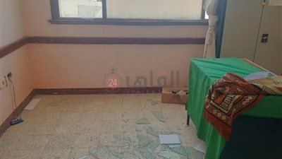 رفض يغشش نجله.. ولي أمر يقتحم مدرسة ابتدائية ويعتدي على معلم بالفيوم