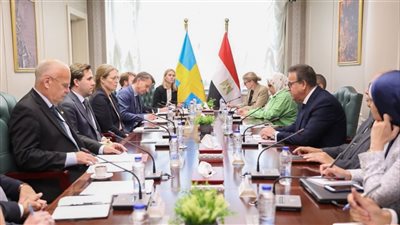 وزير الصحة يبحث مع وزير التجارة السويدي سبل التعاون في دعم الجرحى الفلسطينيين