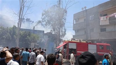 السيطرة على حريق مصنع مفروشات ومراتب بالدقهلية 