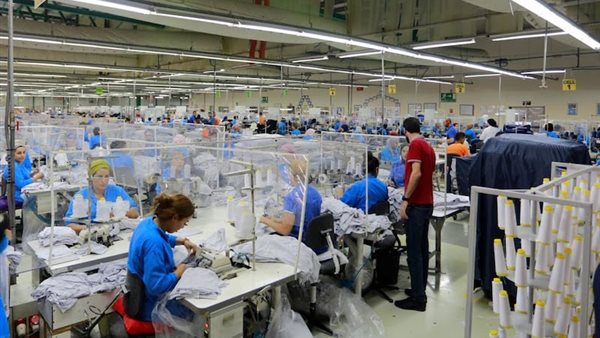 مصنع ملابس جاهزة