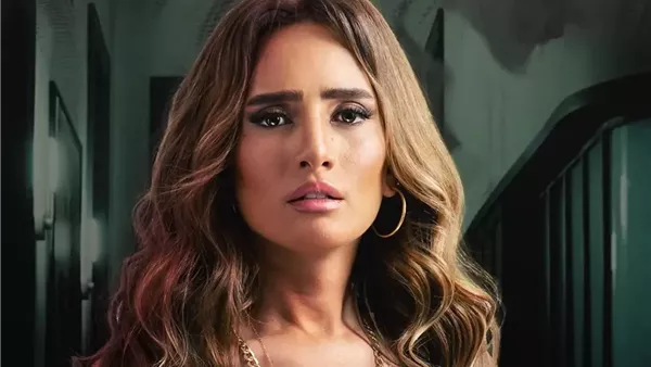 الفنانة زينة 