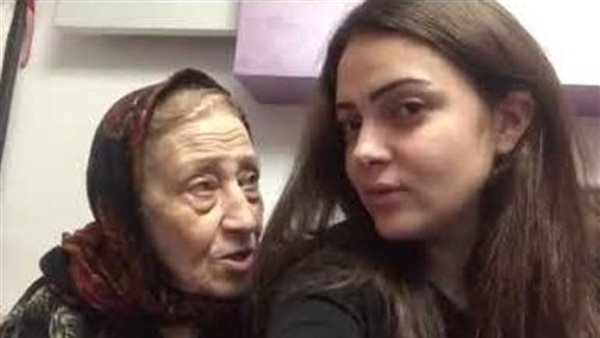 وئام مجدي وجدتها