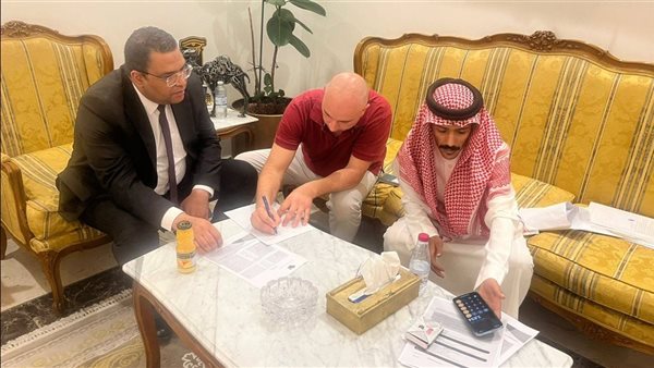 جلسة حل الأزمة للعمال