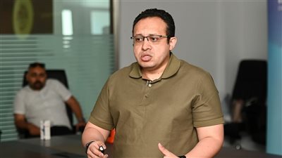 محاضرة للجنة الطبية باتحاد الكرة عن أحدث طرق علاج الإصابات العضلية 