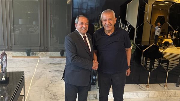 كامل أبو علي ومحافظ