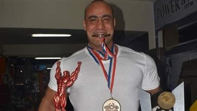 بطل العالم في كمال الأجسام يستغيث: قرار علاجي متنفذش.. وحالتي بتدهور