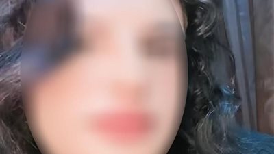 اليوم.. الحكم على التيك توكر زين الزين وصديقه بتهمة التشبه بالنساء