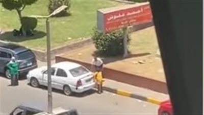 الأمن يفحص فيديو متداولا لسايس تعدى على فتاة أمام المارة 