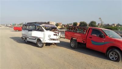 إصابة 8 أشخاص في حادث تصادم بين سيارتين على الطريق الإقليمي بالمنوفية