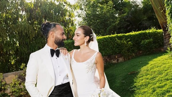 الفنانة أمينة خليل