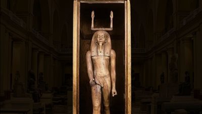 المتحف المصري بالتحرير يعرض تمثالا نادرا لأحد ملوك الدولة الوسطى