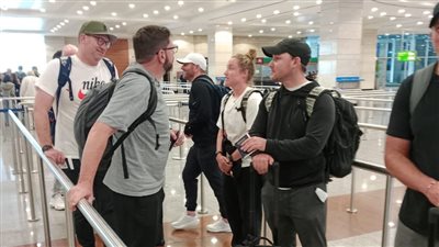 منتخب أمريكا يصل إلى مصر للمشاركة في بطولة خوفو الدولية