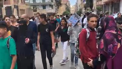  أولياء الأمور يطالبون بتكثيف التواجد الأمني أمام لجان الشهادة الإعدادية في آخر أيام الامتحانات