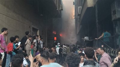 إصابة 5 أشخاص في حريق بمصنع بلاستيك بشبرا الخيمة 