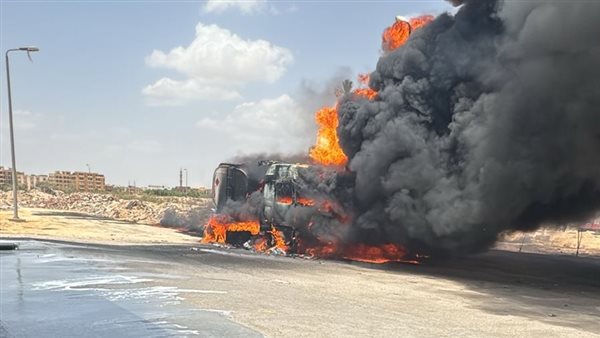 جانب من الحريق 