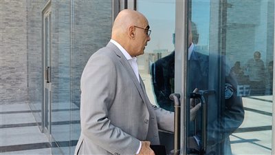 بعد التصويت على زيادة الأجانب.. هشام نصر يُغادر اجتماع اتحاد الكرة مع الرابطة والأندية