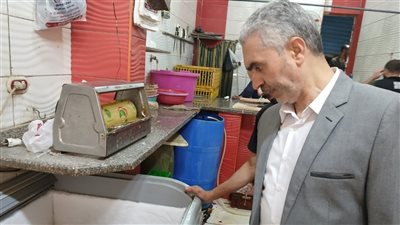 قبل عيد الأضحى.. حملة تموينية تضبط 100 كجم سكر وتحرر 32 محضرًا بالإسكندرية