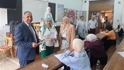 نائب رئيس جامعة الأزهر يشدد على الالتزام بالسرية والدقة بتصحيح الامتحانات وعدم التسرع في رصد الدرجات