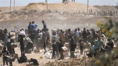 23 شهيدًا وأكثر من 200 مصاب.. جيش الاحتلال يقر بإطلاق النيران على فلسطينيين توجهوا لمجمع توزيع المساعدات بغزة