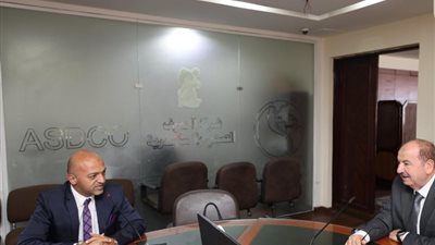 الصرف الصحي بالإسكندرية تدرس استخدام الحمأة في إنتاج طاقة نظيفة لتوليد الكهرباء