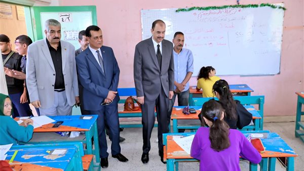 محافظ سوهاج يتابع