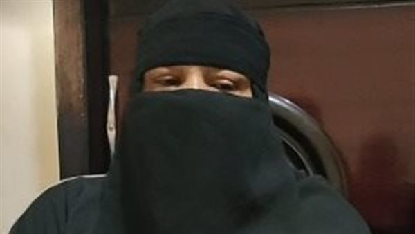 والدة الضحية