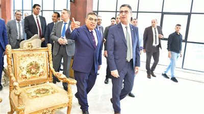 محافظ الدقهلية يستقبل وزير التموين بمكتبه في مستهل زيارته لعدد من المشروعات
