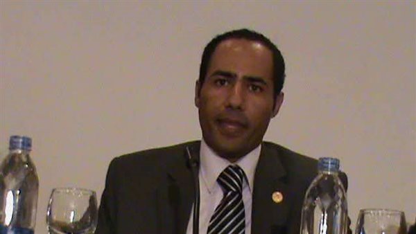 الدكتور خالد أبو