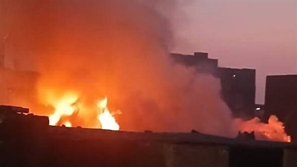 جانب من الحريق 