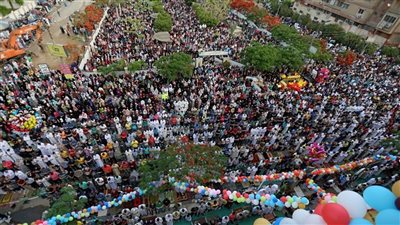  هل تُجزئ صلاة العيد عن صلاة الجمعة إذا اجتمعتا في يوم واحد؟.. الأزهر يحسم