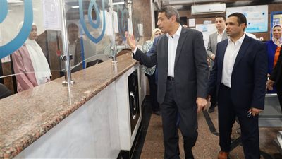 محافظ السويس يؤكد رفع حالة الطوارئ بالمنشآت الطبية خلال إجازة عيد الأضحى