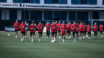 محاضرة فنية للاعبي الأهلي استعدادًا لمواجهة إنتر ميامي في مونديال الأندية