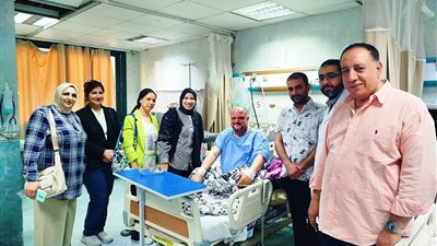  إنقاذ مسعف بعد تعرضه لغيبوبة أثناء العمل وتوصيله على أجهزة التنفس الصناعى بالإسكندرية