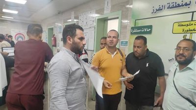 بعد تسمم أكثر من 30 شخصًا.. غلق وتشميع مطعم شهير بالمنيا وسحب عينات غذائية للفحص 