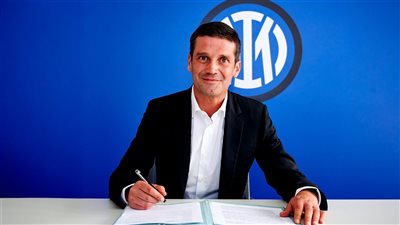 رسميًا.. إنتر ميلان يعلن تعاقده مع المدرب الروماني كريستيان تشيفو حتى عام 2027