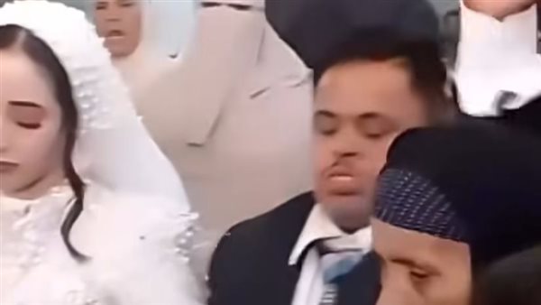 زفاف عريس من أصحاب